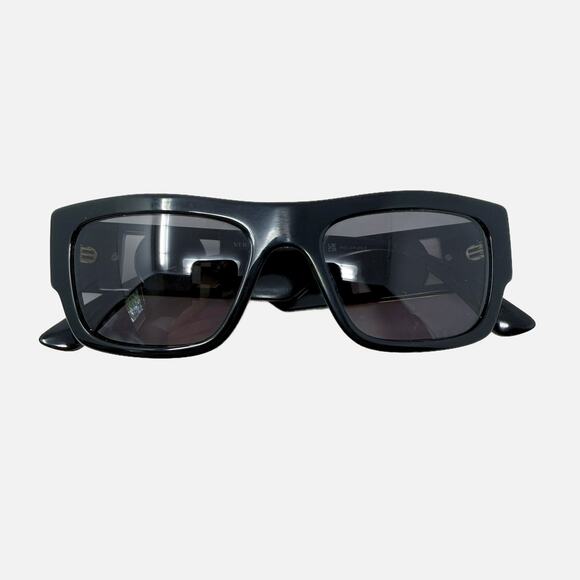 Authentic Versace Black and Gold Sunglasses EUC Rectangular Shaped Frames main image 4